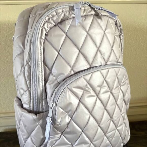 Vera Bradley Essential Ultralight Backpack Lavender Pearl- NWT- MSP $195 - Picture 1 of 5